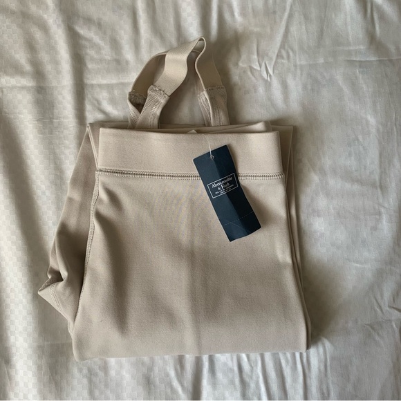 ♡ • Abercrombie & Fitch Leggings NWT - Picture 6 of 6